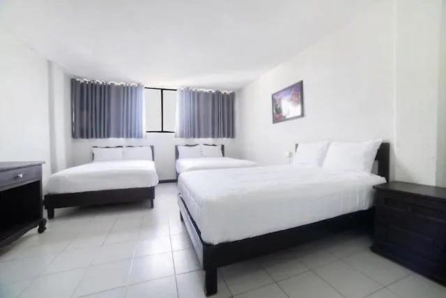 Hotel Diagonal プエブラ